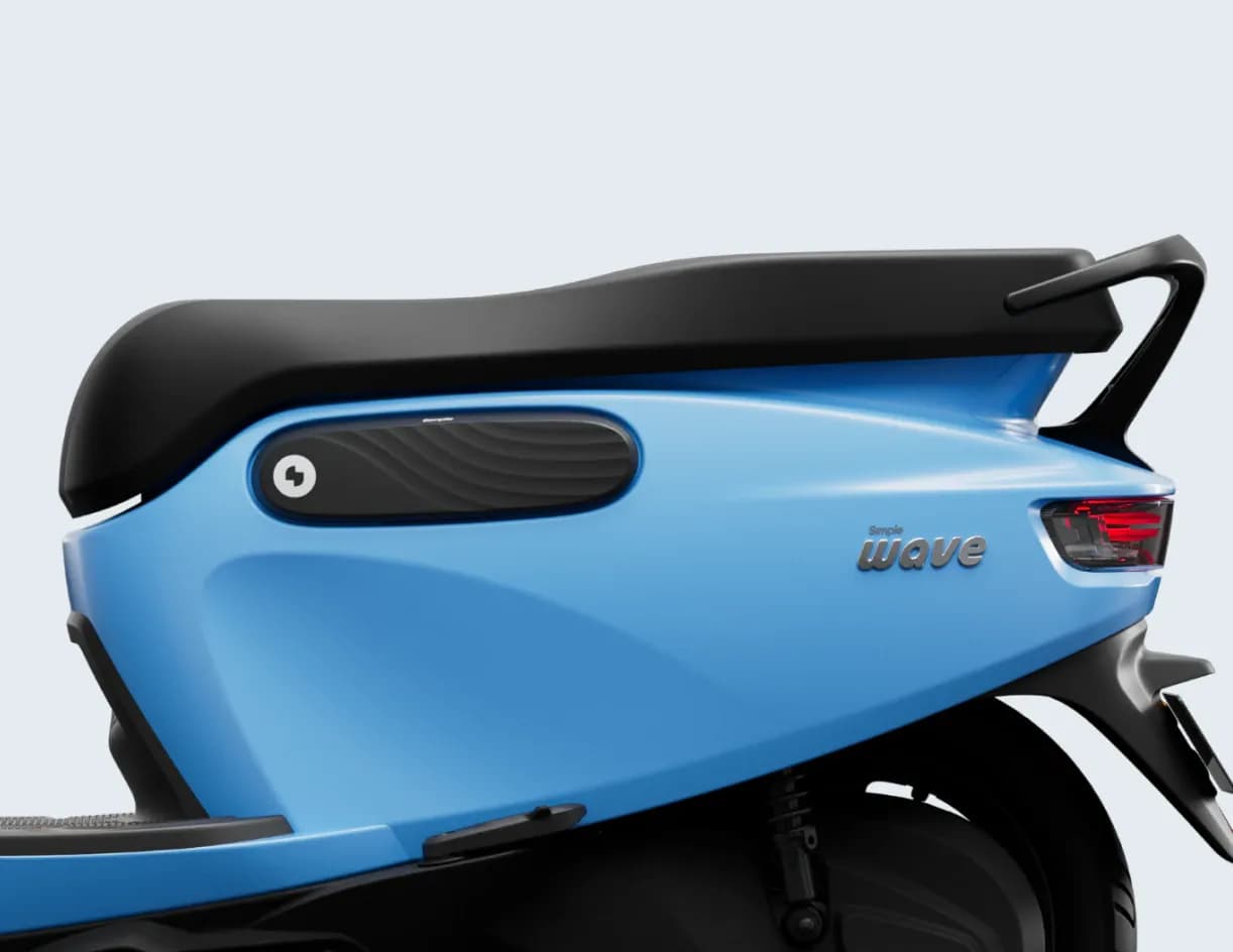 Space for a
comfortable ride feature on Simple Energy Wave